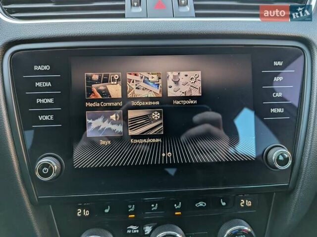 Білий Шкода Октавія, об'ємом двигуна 1.6 л та пробігом 210 тис. км за 14350 $, фото 42 на Automoto.ua