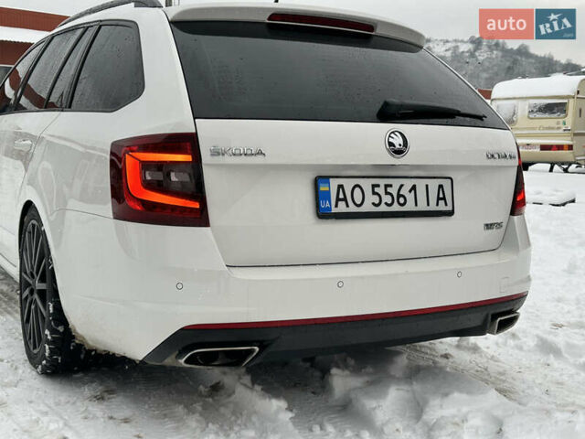 Білий Шкода Октавія, об'ємом двигуна 2 л та пробігом 254 тис. км за 16900 $, фото 22 на Automoto.ua