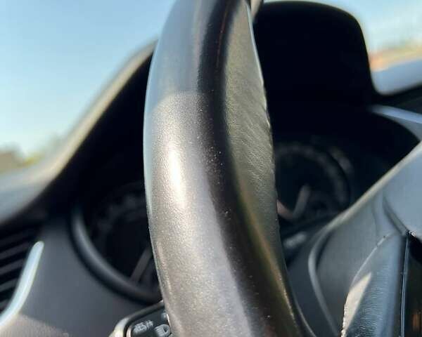 Белый Шкода Октавия, объемом двигателя 1.6 л и пробегом 195 тыс. км за 14700 $, фото 26 на Automoto.ua
