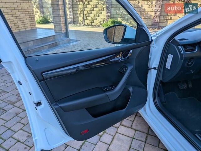 Білий Шкода Октавія, об'ємом двигуна 1.6 л та пробігом 210 тис. км за 14350 $, фото 17 на Automoto.ua