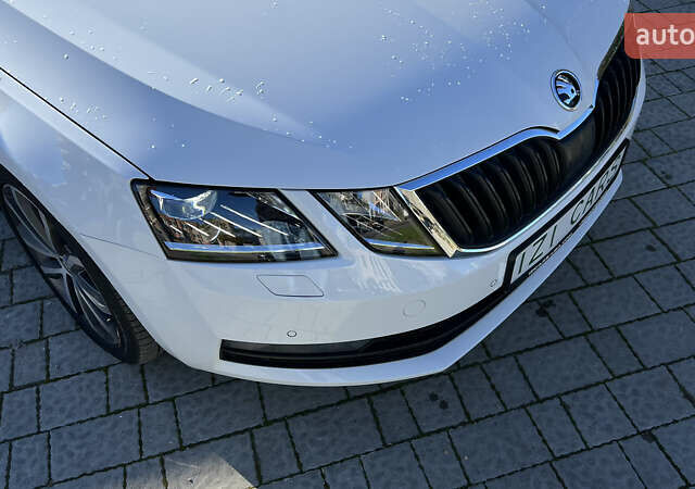 Белый Шкода Октавия, объемом двигателя 2 л и пробегом 201 тыс. км за 14300 $, фото 10 на Automoto.ua