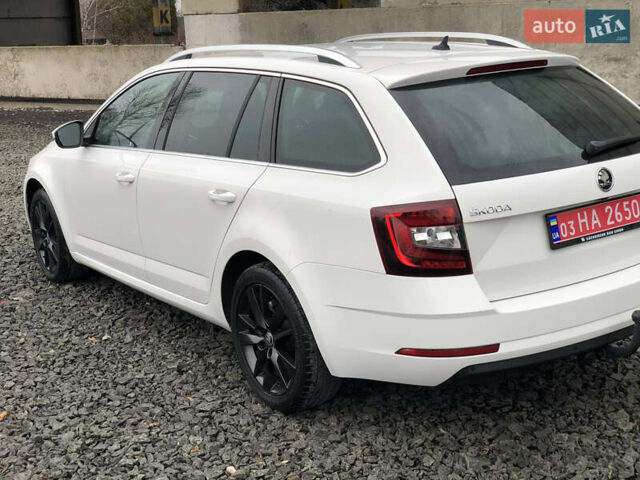 Белый Шкода Октавия, объемом двигателя 2 л и пробегом 280 тыс. км за 15600 $, фото 9 на Automoto.ua