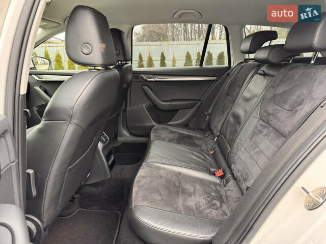 Білий Шкода Октавія, об'ємом двигуна 2 л та пробігом 209 тис. км за 16500 $, фото 15 на Automoto.ua
