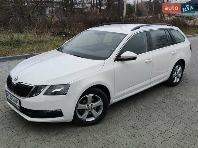 Білий Шкода Октавія, об'ємом двигуна 1.97 л та пробігом 198 тис. км за 14750 $, фото 22 на Automoto.ua