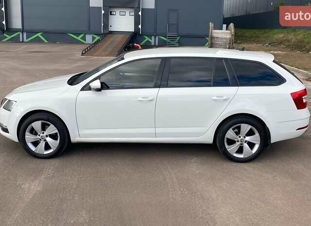 Білий Шкода Октавія, об'ємом двигуна 1.4 л та пробігом 186 тис. км за 12300 $, фото 2 на Automoto.ua