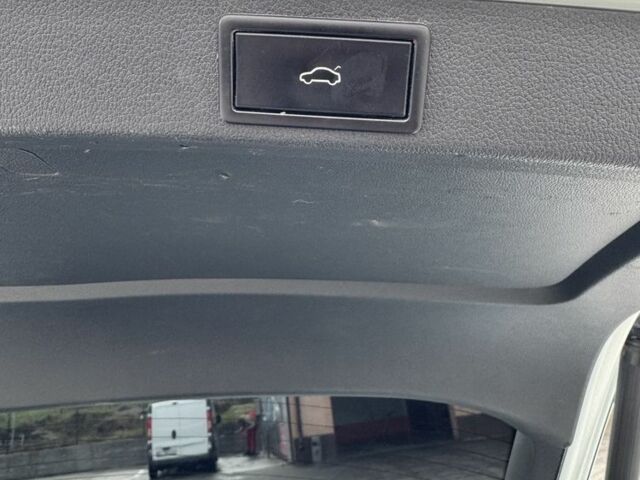 Білий Шкода Октавія, об'ємом двигуна 2 л та пробігом 280 тис. км за 12300 $, фото 8 на Automoto.ua