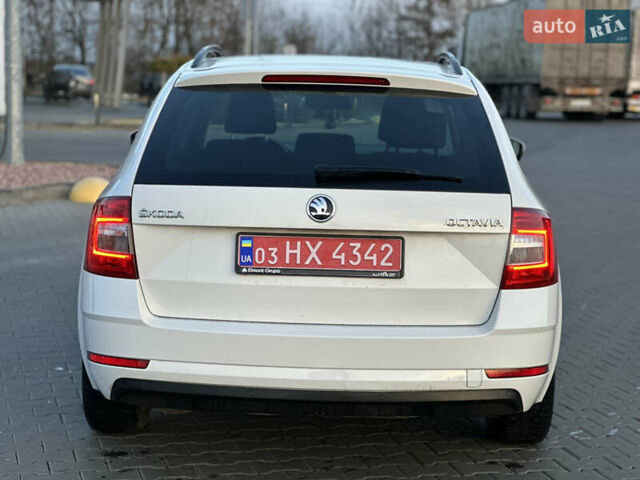Білий Шкода Октавія, об'ємом двигуна 2 л та пробігом 217 тис. км за 14499 $, фото 20 на Automoto.ua