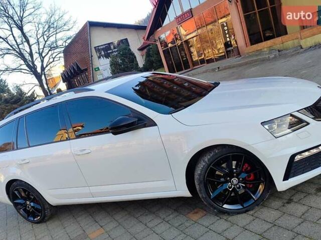 Белый Шкода Октавия, объемом двигателя 1.97 л и пробегом 270 тыс. км за 19350 $, фото 12 на Automoto.ua