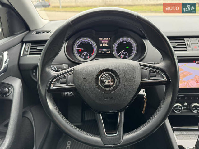 Белый Шкода Октавия, объемом двигателя 1.6 л и пробегом 196 тыс. км за 15499 $, фото 67 на Automoto.ua