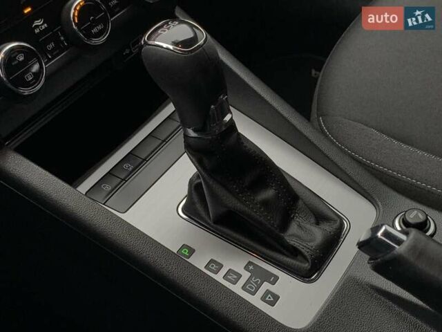 Білий Шкода Октавія, об'ємом двигуна 1.6 л та пробігом 202 тис. км за 16655 $, фото 46 на Automoto.ua