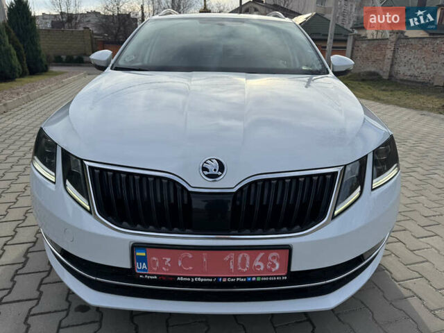 Белый Шкода Октавия, объемом двигателя 2 л и пробегом 191 тыс. км за 16650 $, фото 11 на Automoto.ua