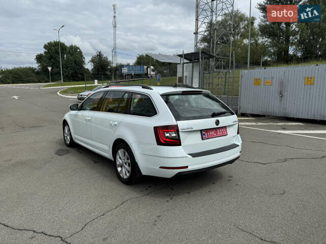Шкода Октавія 2019 у Ирпене на Automoto.ua Білий Шкода Октавія, об'ємом двигуна 2 л та пробігом 280 тис. км за 14800 $, фото 48 на Automoto.ua