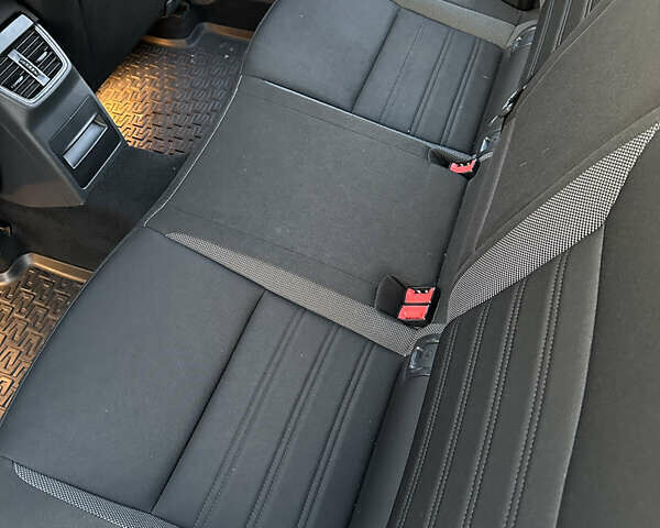 Белый Шкода Октавия, объемом двигателя 2 л и пробегом 257 тыс. км за 14000 $, фото 20 на Automoto.ua