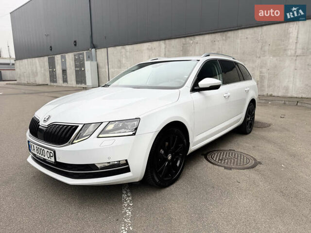 Белый Шкода Октавия, объемом двигателя 1.6 л и пробегом 196 тыс. км за 15499 $, фото 7 на Automoto.ua