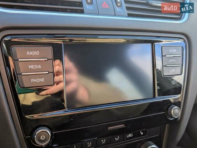 Білий Шкода Октавія, об'ємом двигуна 1.97 л та пробігом 196 тис. км за 15700 $, фото 32 на Automoto.ua