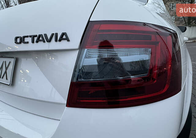 Белый Шкода Октавия, объемом двигателя 1.4 л и пробегом 75 тыс. км за 16500 $, фото 32 на Automoto.ua