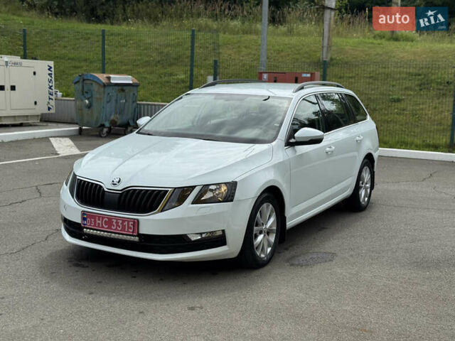 Шкода Октавія 2019 у Ирпене на Automoto.ua Білий Шкода Октавія, об'ємом двигуна 2 л та пробігом 280 тис. км за 14800 $, фото 56 на Automoto.ua
