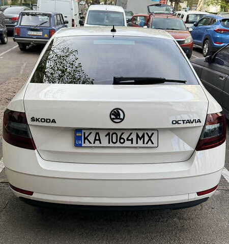 Белый Шкода Октавия, объемом двигателя 1.4 л и пробегом 75 тыс. км за 16500 $, фото 48 на Automoto.ua