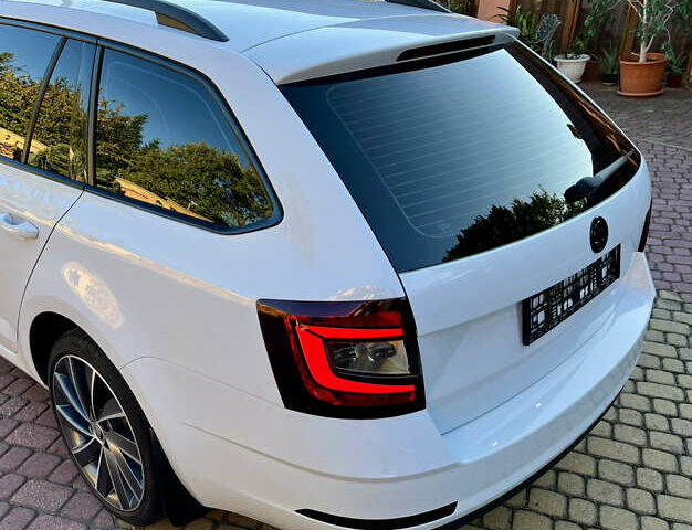 Шкода Октавія 2019 у Мукачеве на Automoto.ua Білий Шкода Октавія, об'ємом двигуна 2 л та пробігом 238 тис. км за 17400 $, фото 15 на Automoto.ua