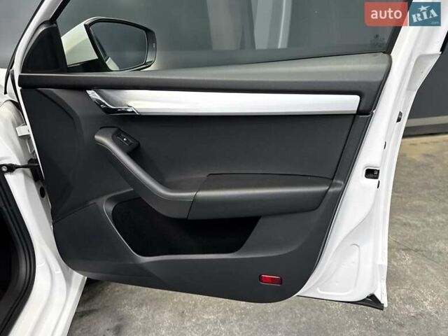 Белый Шкода Октавия, объемом двигателя 1.97 л и пробегом 148 тыс. км за 18300 $, фото 36 на Automoto.ua