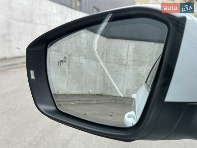 Белый Шкода Октавия, объемом двигателя 1.6 л и пробегом 196 тыс. км за 15499 $, фото 68 на Automoto.ua