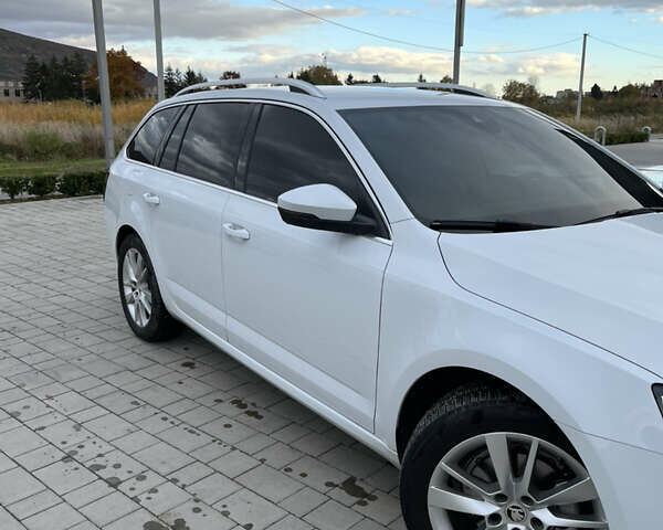 Шкода Октавия 2019 в Виноградове на Automoto.ua Белый Шкода Октавия, объемом двигателя 1.98 л и пробегом 224 тыс. км за 17800 $, фото 1 на Automoto.ua