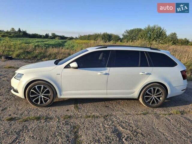 Белый Шкода Октавия, объемом двигателя 1.97 л и пробегом 285 тыс. км за 16000 $, фото 6 на Automoto.ua