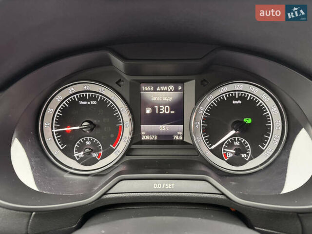 Білий Шкода Октавія, об'ємом двигуна 2 л та пробігом 209 тис. км за 16500 $, фото 23 на Automoto.ua