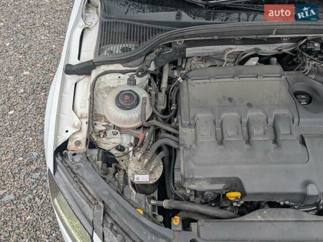 Білий Шкода Октавія, об'ємом двигуна 1.97 л та пробігом 226 тис. км за 18990 $, фото 63 на Automoto.ua