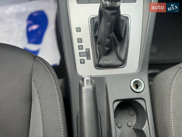 Белый Шкода Октавия, объемом двигателя 2 л и пробегом 230 тыс. км за 16900 $, фото 38 на Automoto.ua