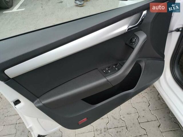 Білий Шкода Октавія, об'ємом двигуна 1.97 л та пробігом 198 тис. км за 14750 $, фото 24 на Automoto.ua