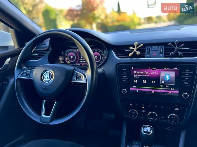 Шкода Октавия 2019 в Ровно на Automoto.ua Белый Шкода Октавия, объемом двигателя 1.97 л и пробегом 226 тыс. км за 18450 $, фото 19 на Automoto.ua