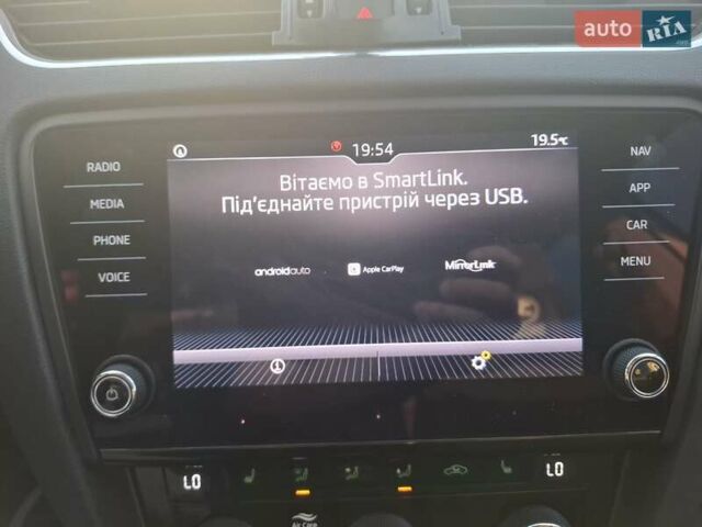 Белый Шкода Октавия, объемом двигателя 1.97 л и пробегом 285 тыс. км за 16000 $, фото 17 на Automoto.ua