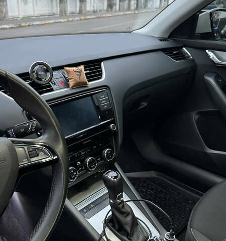 Белый Шкода Октавия, объемом двигателя 1.4 л и пробегом 75 тыс. км за 16500 $, фото 29 на Automoto.ua