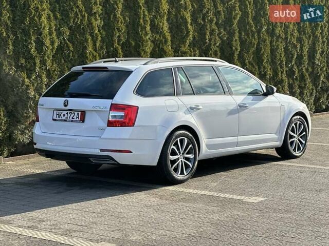 Білий Шкода Октавія, об'ємом двигуна 2 л та пробігом 184 тис. км за 16900 $, фото 19 на Automoto.ua