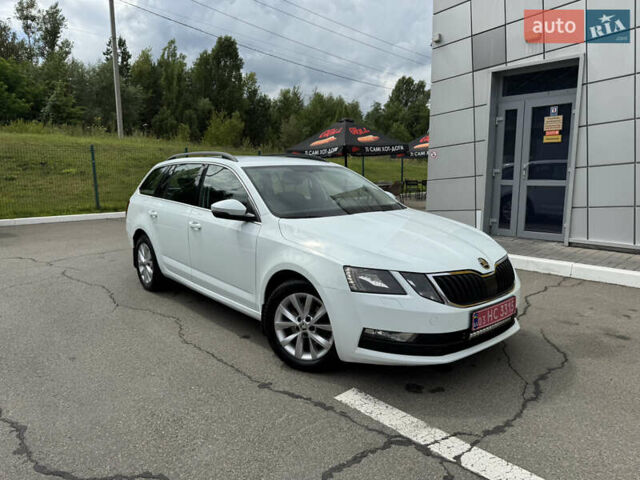 Шкода Октавія 2019 у Ирпене на Automoto.ua Білий Шкода Октавія, об'ємом двигуна 2 л та пробігом 280 тис. км за 14800 $, фото 52 на Automoto.ua