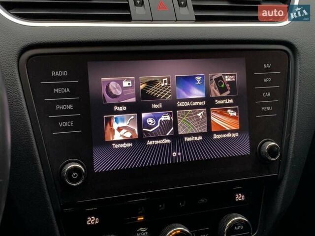 Білий Шкода Октавія, об'ємом двигуна 1.6 л та пробігом 202 тис. км за 16655 $, фото 53 на Automoto.ua