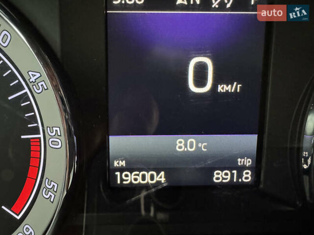 Белый Шкода Октавия, объемом двигателя 1.6 л и пробегом 196 тыс. км за 15499 $, фото 72 на Automoto.ua