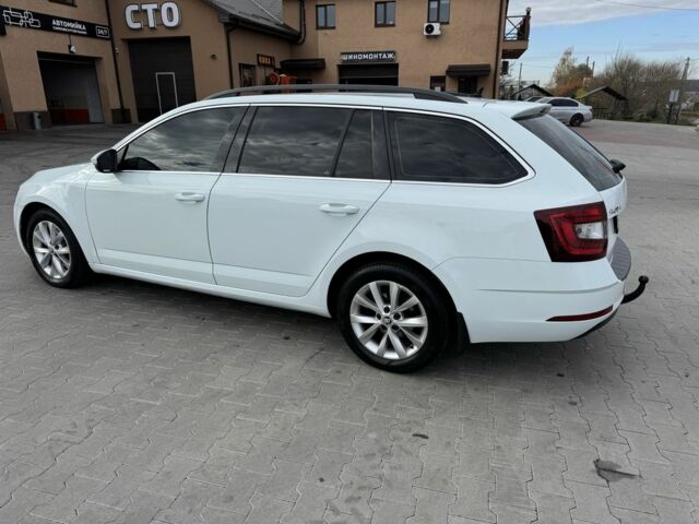 Білий Шкода Октавія, об'ємом двигуна 2 л та пробігом 280 тис. км за 12300 $, фото 5 на Automoto.ua