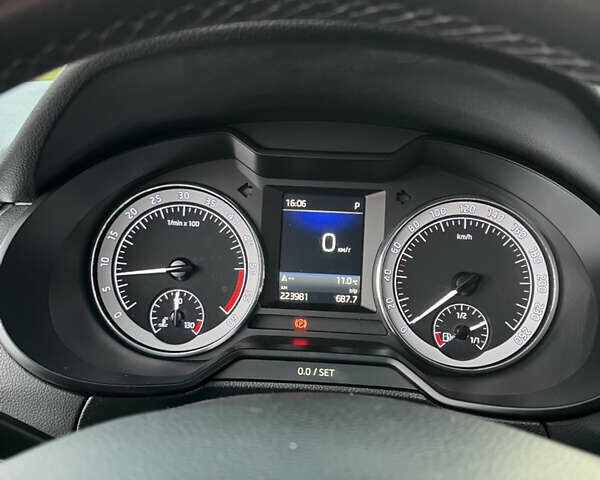 Шкода Октавия 2019 в Виноградове на Automoto.ua Белый Шкода Октавия, объемом двигателя 1.98 л и пробегом 224 тыс. км за 17800 $, фото 20 на Automoto.ua