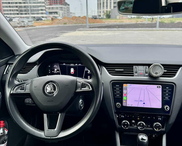 Білий Шкода Октавія, об'ємом двигуна 1.97 л та пробігом 250 тис. км за 17200 $, фото 2 на Automoto.ua