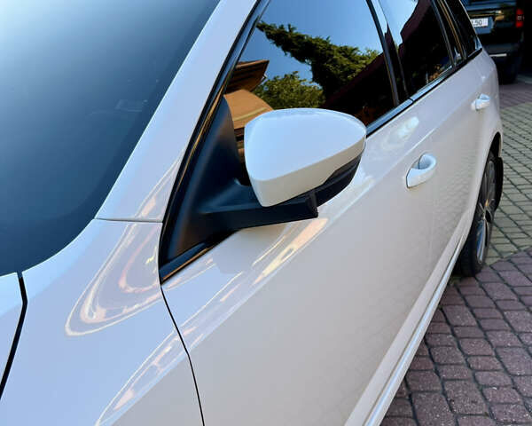 Шкода Октавія 2019 у Мукачеве на Automoto.ua Білий Шкода Октавія, об'ємом двигуна 2 л та пробігом 238 тис. км за 17400 $, фото 33 на Automoto.ua