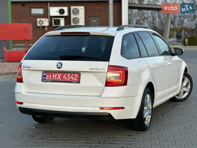 Білий Шкода Октавія, об'ємом двигуна 2 л та пробігом 217 тис. км за 14499 $, фото 10 на Automoto.ua