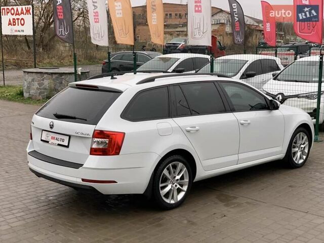 Білий Шкода Октавія, об'ємом двигуна 1.6 л та пробігом 202 тис. км за 16655 $, фото 13 на Automoto.ua