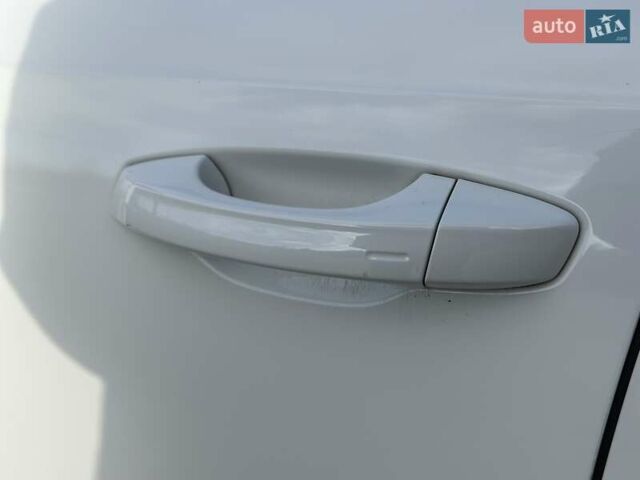 Білий Шкода Октавія, об'ємом двигуна 2 л та пробігом 184 тис. км за 16900 $, фото 21 на Automoto.ua