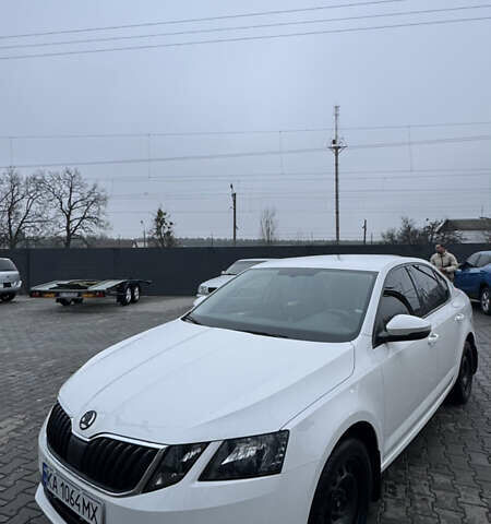 Белый Шкода Октавия, объемом двигателя 1.4 л и пробегом 75 тыс. км за 16500 $, фото 34 на Automoto.ua