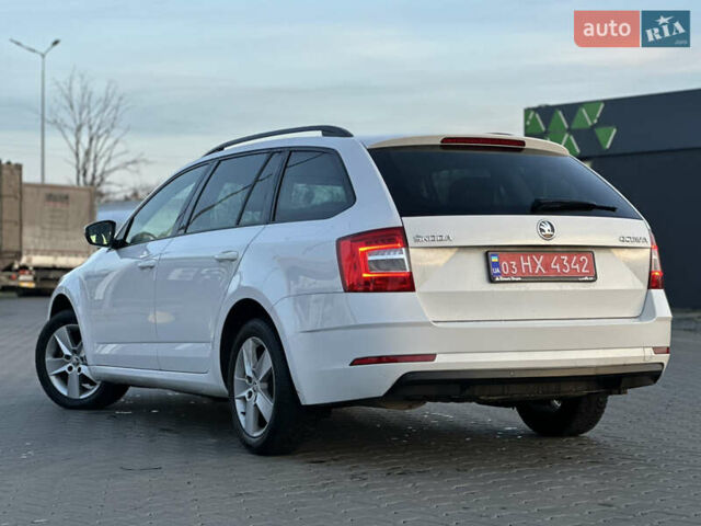 Білий Шкода Октавія, об'ємом двигуна 2 л та пробігом 217 тис. км за 14499 $, фото 18 на Automoto.ua