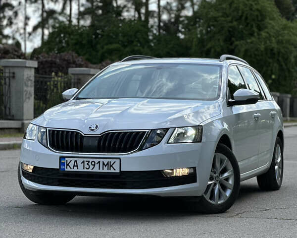 Белый Шкода Октавия, объемом двигателя 1.6 л и пробегом 200 тыс. км за 13200 $, фото 22 на Automoto.ua