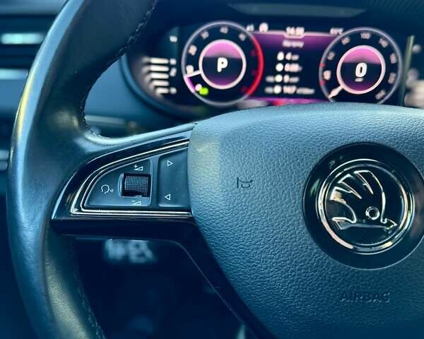 Шкода Октавия 2019 в Ровно на Automoto.ua Белый Шкода Октавия, объемом двигателя 1.97 л и пробегом 226 тыс. км за 18450 $, фото 24 на Automoto.ua