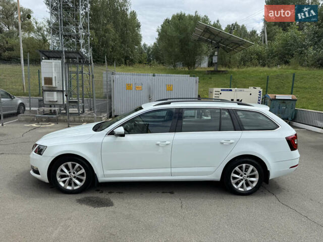 Шкода Октавія 2019 у Ирпене на Automoto.ua Білий Шкода Октавія, об'ємом двигуна 2 л та пробігом 280 тис. км за 14800 $, фото 53 на Automoto.ua